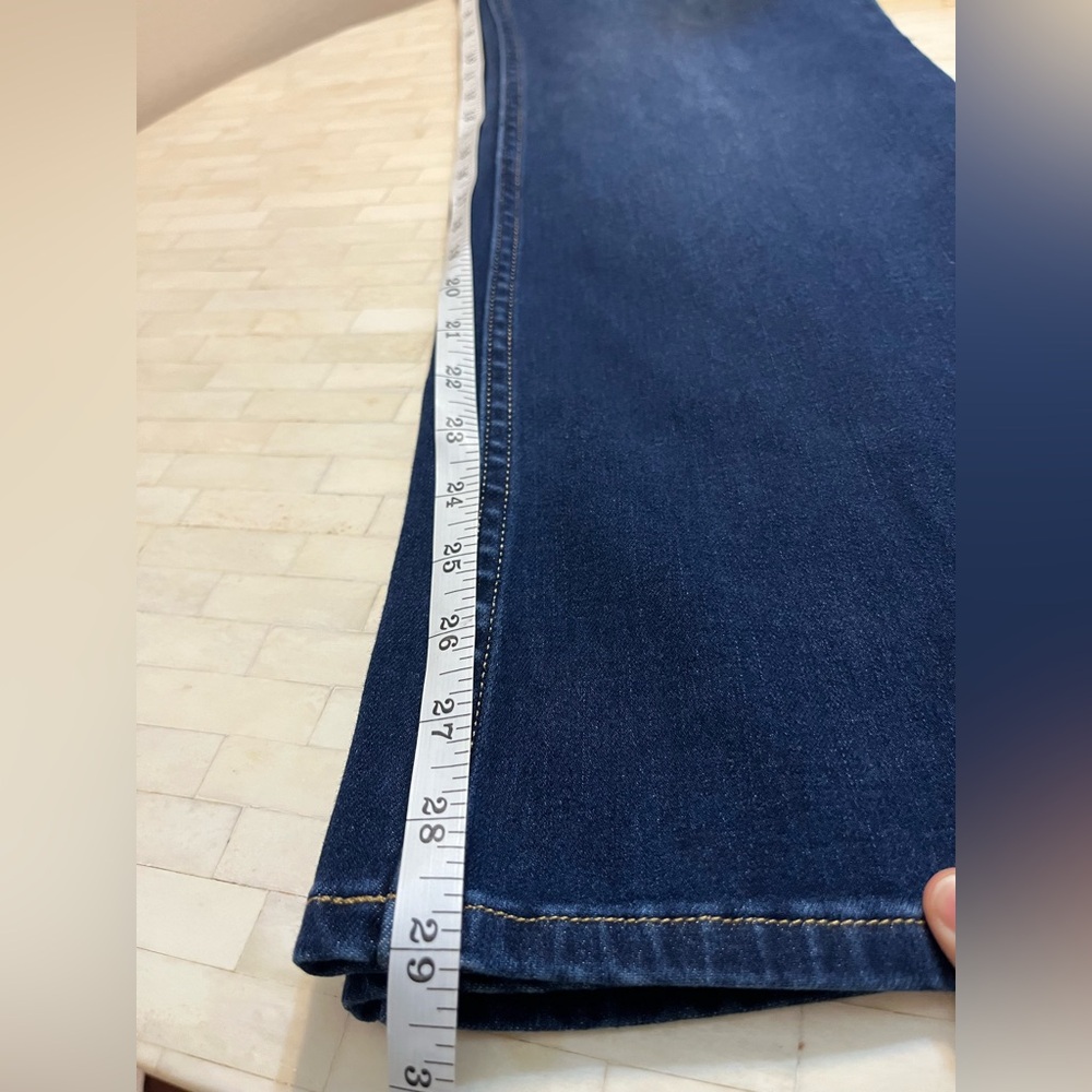 Soft Surroundings Deep Blue Ultimate Pull-On Bootcut Jeans size Medium - Picture 8 of 9